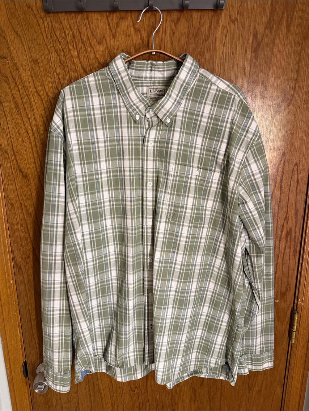 L.L. Bean Men's Plaid Button-Down Shirt - Green & White